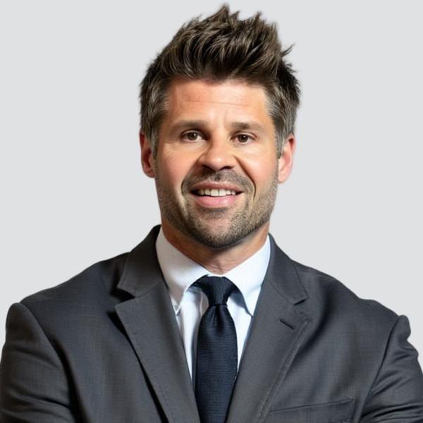 TJ Slavin Headshot 600×600