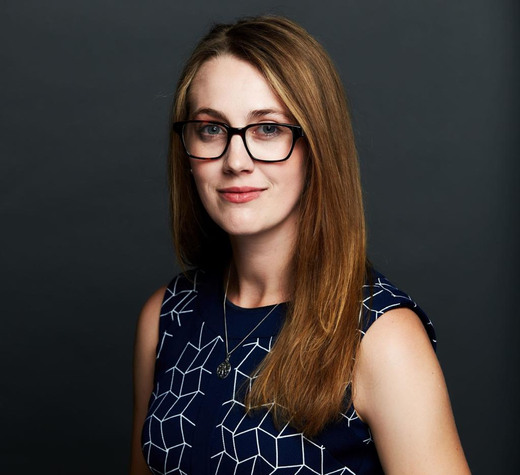 headshot – Katie Crawford